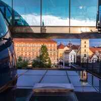 Blick vom Kunsthaus auf die Franziskanerkirche