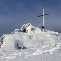 Gipfelkreuz am Gertrusk (2044 m).