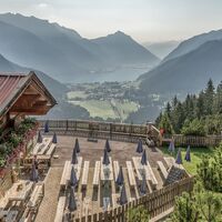 Feilalm mit Blick zum Achensee und Pertisau