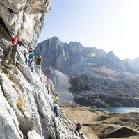 Quergang auf dem Familien-Klettersteig Partnunblick