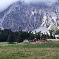 Hochfeldern Alm