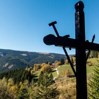 Wegkreuz am Weg zur Mönichkirchner Schwaig