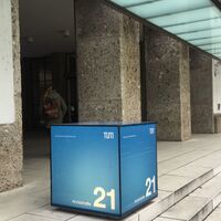 Entrance of the Technical University Munich (Way to the Café Vorhoelzer)