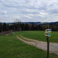 Nach Schatzedt Abstieg nach Kneiding