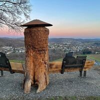 Königsthron an der Burgruine Windeck