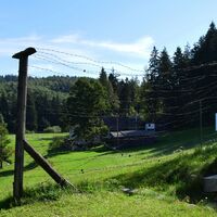 NWKW_Tag03_Eisener_Vorhang_Mahnmal_Guglwald