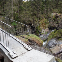 Wasserfallbrücke