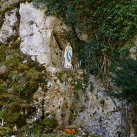 Lourdesgrotte im Liebfrauental