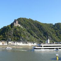 Blick auf Burg Katz über St. Goarshausen