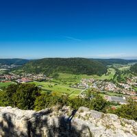 Blick von der Hiltenburg auf Bad Ditzenbach