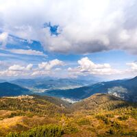 Panoramablick vom Gipfelkreuz