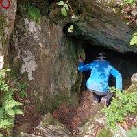 Der Eingang zur Höhle Dovica