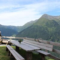 Brunnen an der Povers Alm