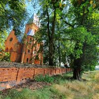 Vollenschier, Gutskirche vom Altmarkrundkurs