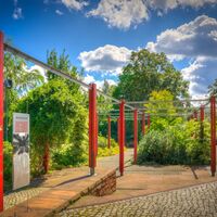 Meister-Eckhart-Park hinter der Lutherkirche - Tambach-Dietharz