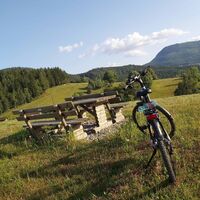 Rastplatz Burgstall mit Schöcklblick, Naturpark Almenland, Oststeiermark
