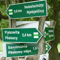 Zweisprachige Beschilderung