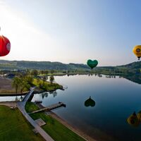 Ballonfahrt über dem Stubenbergsee im Apfelland