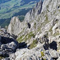 Blick in die Südwand, im Tal Öblarn