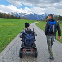 Der asphaltierte Abschnitt in Ganzaie