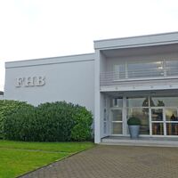 Die Firma FHB Berufsbekleidung