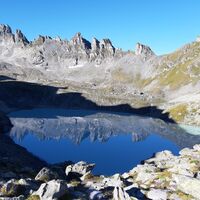 Wildsee mit Pizolgipfel und Hochwart im Hintergrund