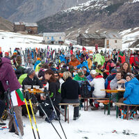 Die vielen Teilnehmer des Internationalen Telemark-Festivals