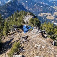 Abstiegsweg über den Grat nach Westen