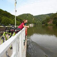 Fahrt auf der Fähre Welles über die Saar