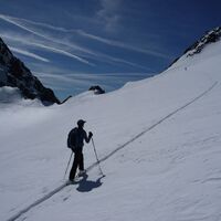 Wie zu sehen erreichen wir den Südostgrat etwas oberhalb des Mitterkarjochs 3470m