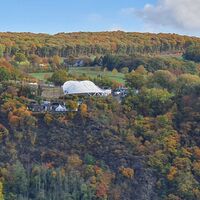 Loreleyblick bei St. Goar-Biebernheim mit Blick auf die Freilichtbühne