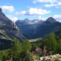 Valle Stretta - Blick auf Grange della Valle Stretta vom Pianoro delle Tavernette