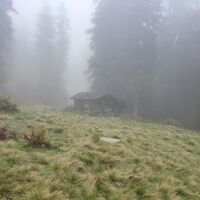 Schachtenhütte, dem Verfall überlassen
