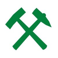 Markierungszeichen des Wanderweges: Grünes Bergbausymbol auf weißem Grund