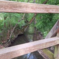 Leinakanal an der weißen Brücke