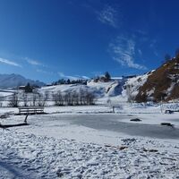Gefrohrener See in Davos Munts