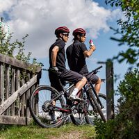 Vital Albin & Ursin Spescha am pausieren