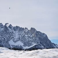 Kaisergebirge mit Ballon