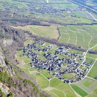 Aussicht vom Gipfel Regitzer Spitz hinunter nach Fläsch