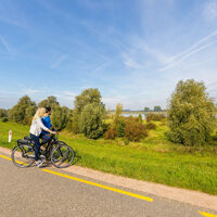 Radfahrer Deich Ooijpolder