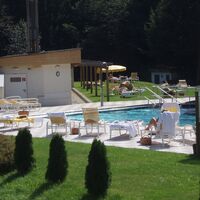 Bad Weißenbach- Schwimmbecken