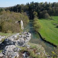 Blick vom Gespaltenen Felsen zur Teufelsbrücke