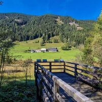 Aussichtsplattform mit Informationen