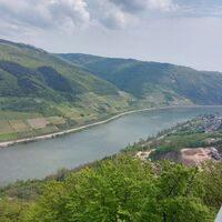 Blick vom Siebenburgenblick auf Burg Sooneck
