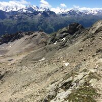 Weitblick beim Abstieg vom Piz Ot