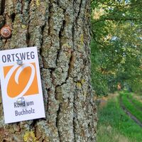 Markierungszeichen des ORTSWEGES Rund um Buchholz