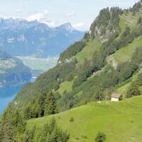 Laubegg und weit unten der Walensee