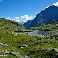 An Vorder- und Mittersee vorbei, geht es weiter Richtung Hütte.