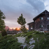 Ennstalerhütte in der Bergwelt des Nationalpark Gesäuse