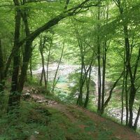 Steinbrücke nach Podbela